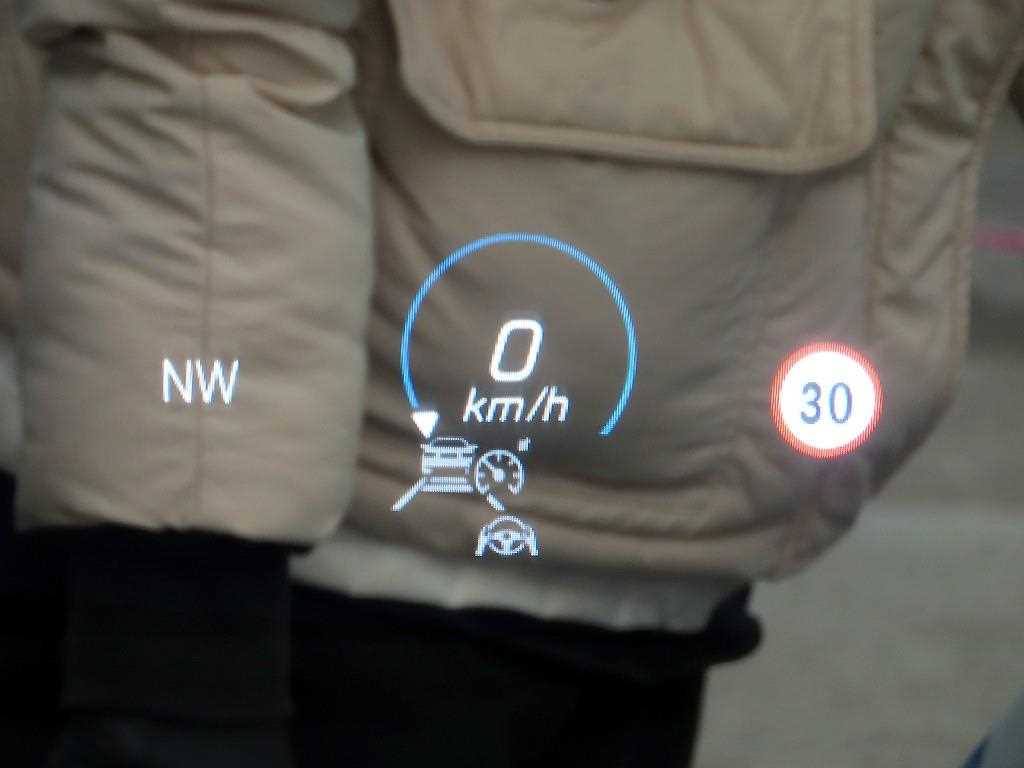 Mercedes Benz E class - Vista 10