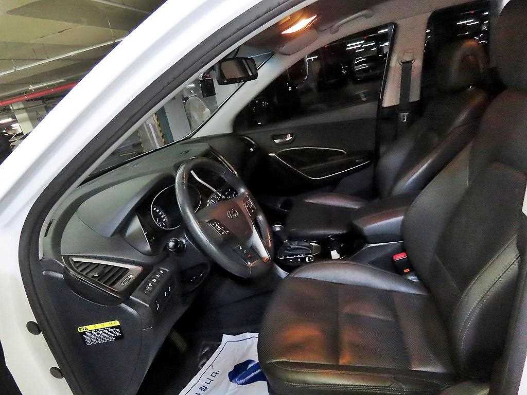 HYUNDAI Santa Fe - Vista 6