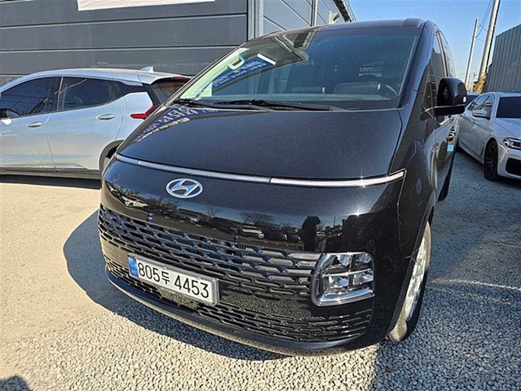 HYUNDAI Staria 2023 Negro - Importación desde Corea - HF Imports Iquique - Foto 1