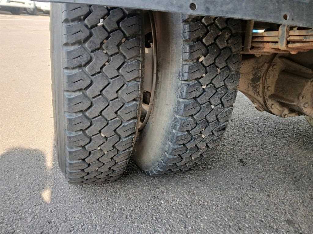 medium and large cargo Cargo 2014 Blanco - Importación desde Corea - HF Imports Iquique - Foto 13