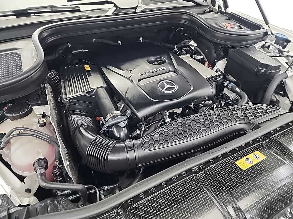 Mercedes Benz GLE Class - Vista 5