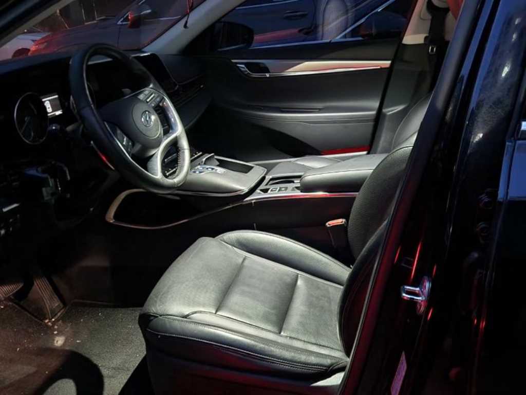 HYUNDAI Grandeur - Vista 7