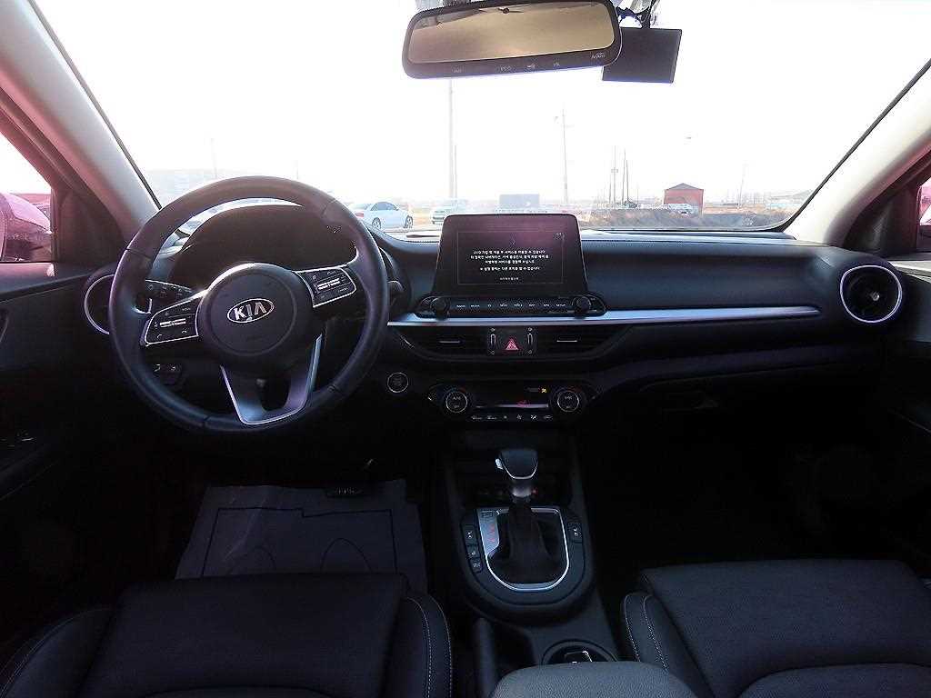KIA K3 - Vista 9