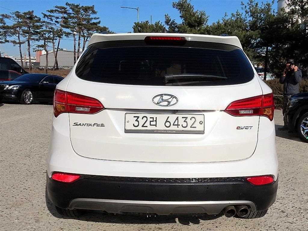 HYUNDAI Santa Fe - Vista 4