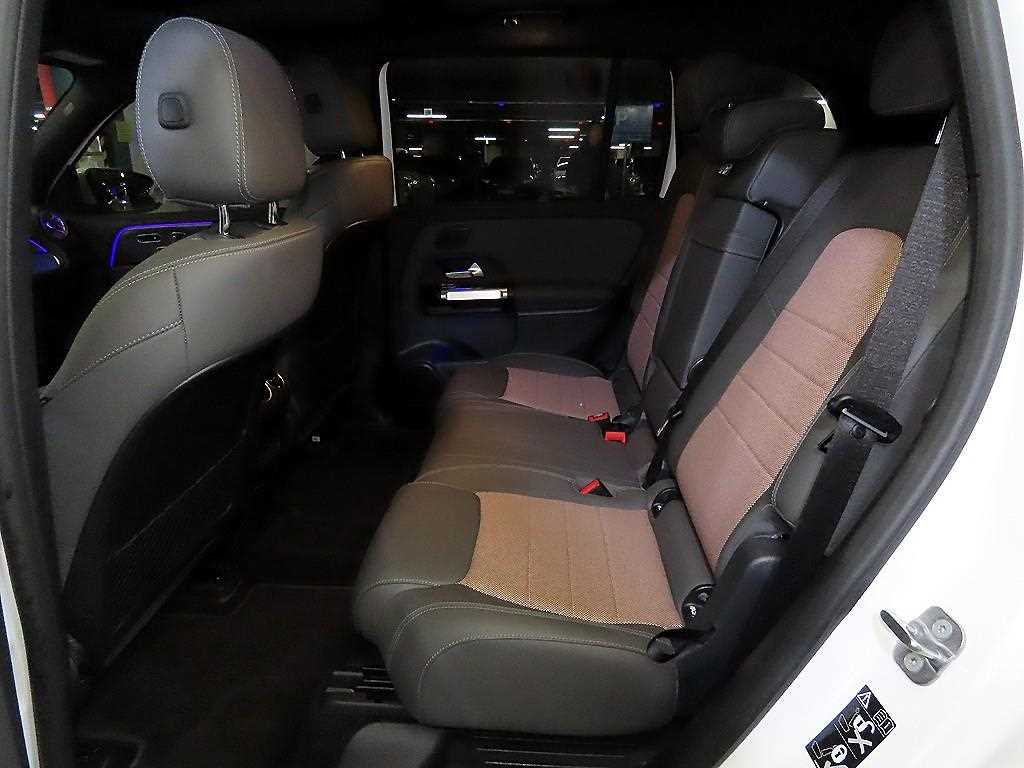 Mercedes Benz EQB - Vista 7