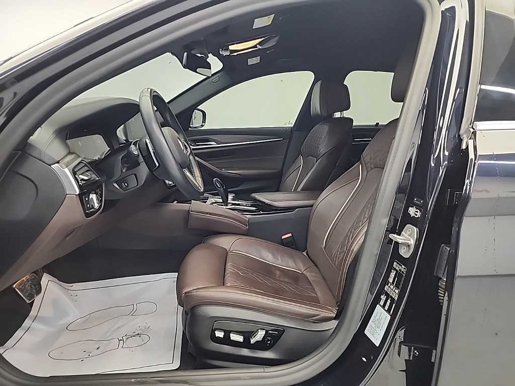 BMW 5 Series - Vista 11