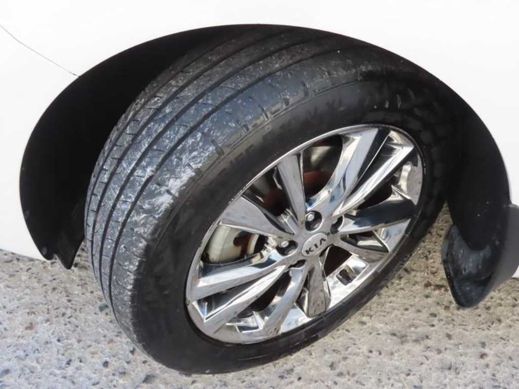 KIA Carnival 2019 Blanco - Importación desde Corea - HF Imports Iquique - Foto 18