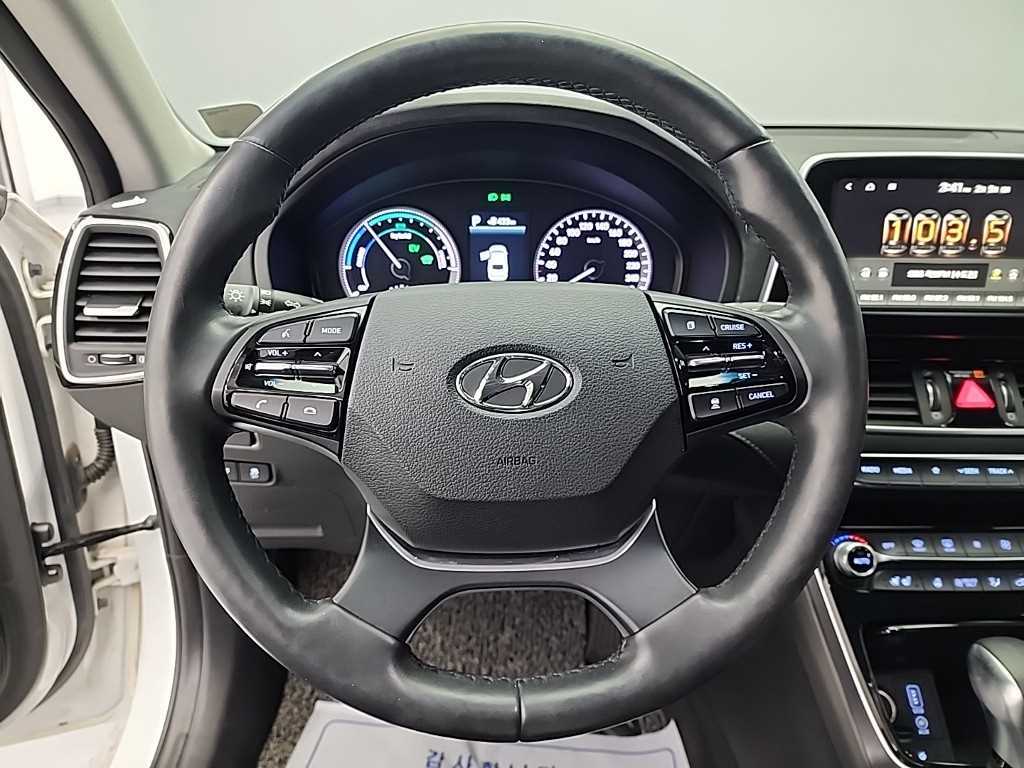 HYUNDAI Grandeur - Vista 9