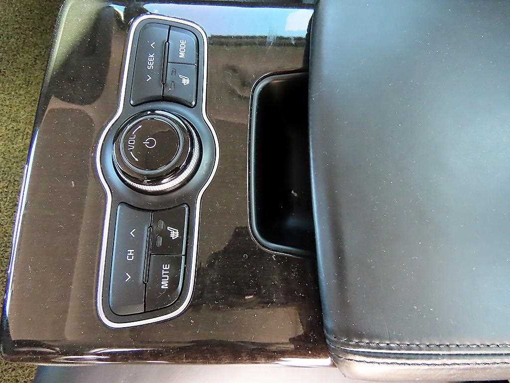 KIA K7 2013 Blanco - Importación desde Corea - HF Imports Iquique - Foto 17