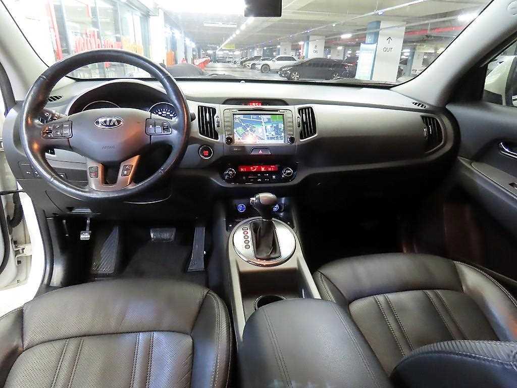 KIA Sportage - Vista 10