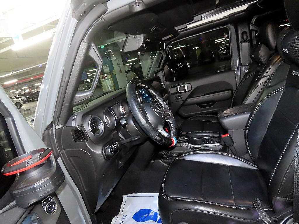 Jeep Wrangler - Vista 6