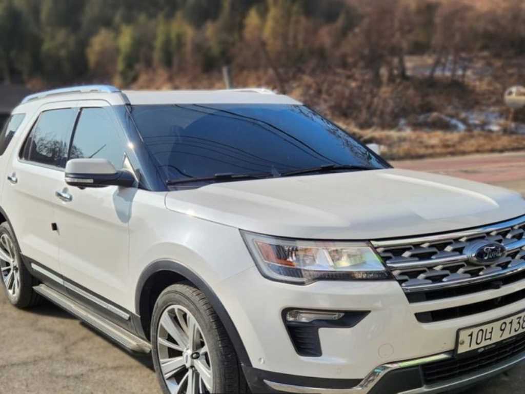 Ford Explorer - Vista 3