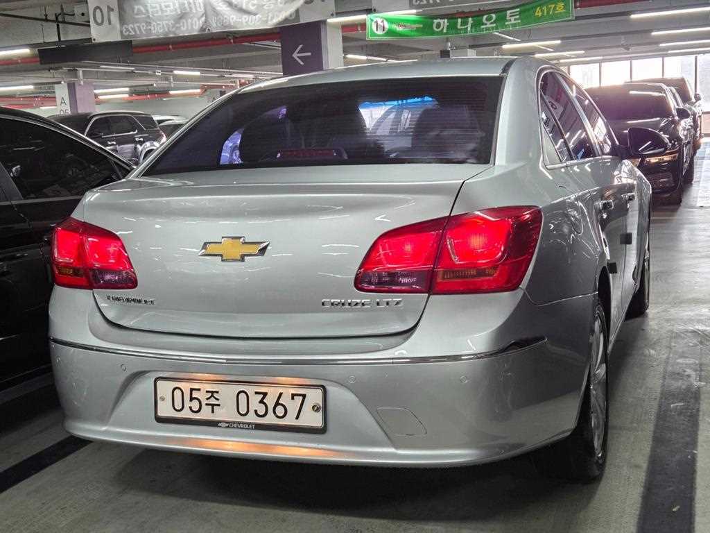 Chevrolet Cruise - Vista 4