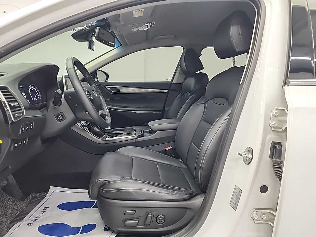 HYUNDAI Grandeur - Vista 11