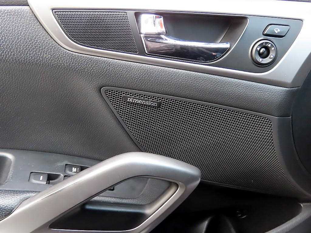 HYUNDAI Veloster - Vista 11