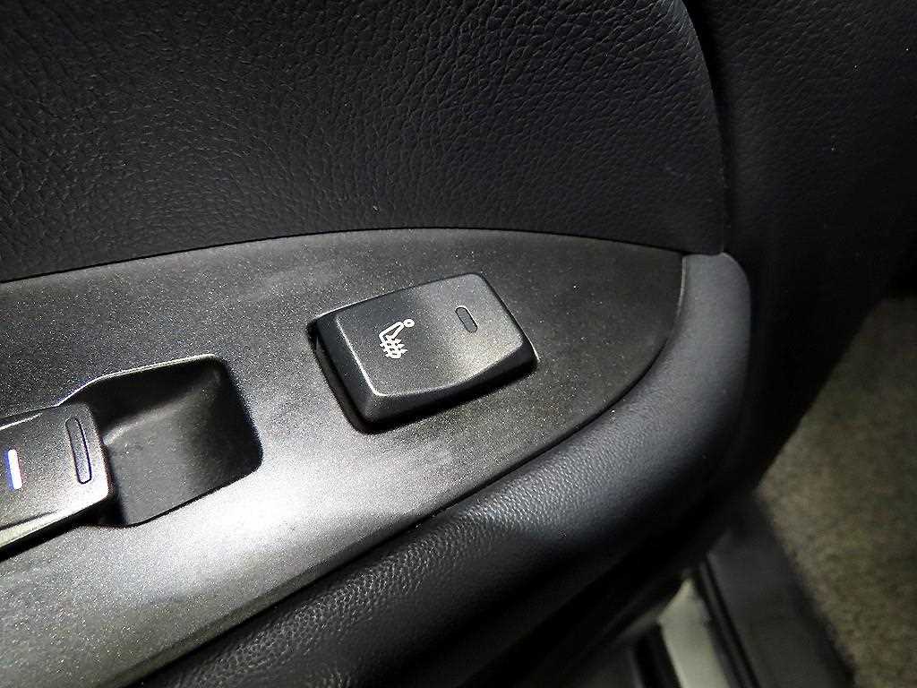 Ssangyong Rexton 2019 Gris - Importación desde Corea - HF Imports Iquique - Foto 15