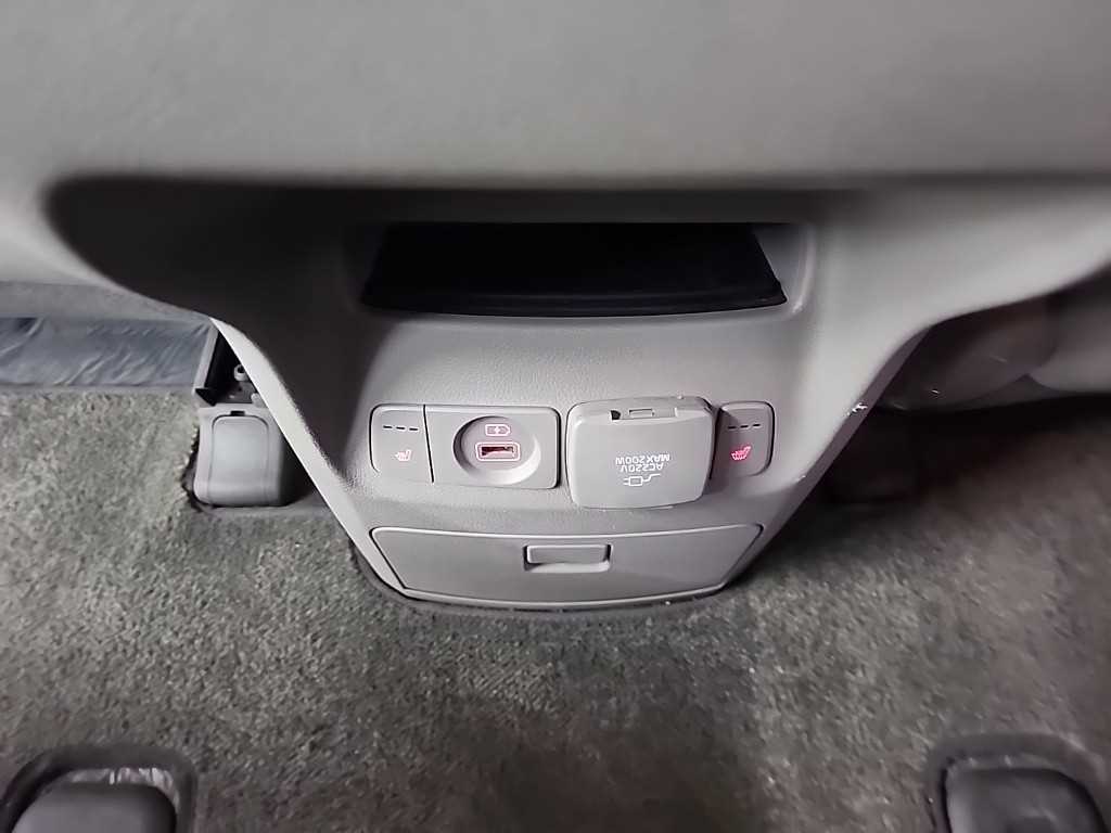 KIA Carnival 2018 Blanco - Importación desde Corea - HF Imports Iquique - Foto 13