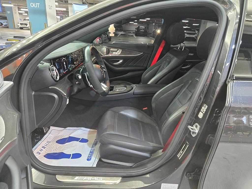 Mercedes Benz E class - Vista 6