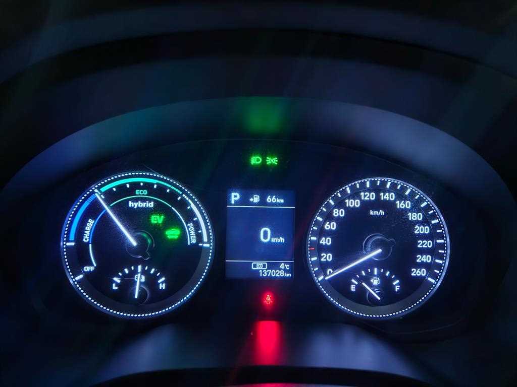 HYUNDAI Grandeur - Vista 7