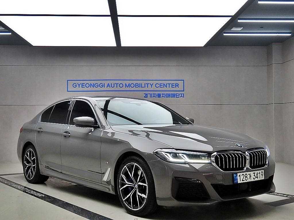BMW 5 Series 2021 - Importación desde Corea - HF Imports Iquique - Foto 1