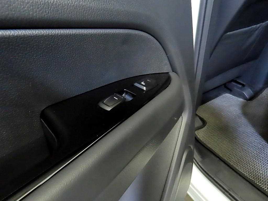 Ssangyong Rexton 2024 Blanco - Importación desde Corea - HF Imports Iquique - Foto 17