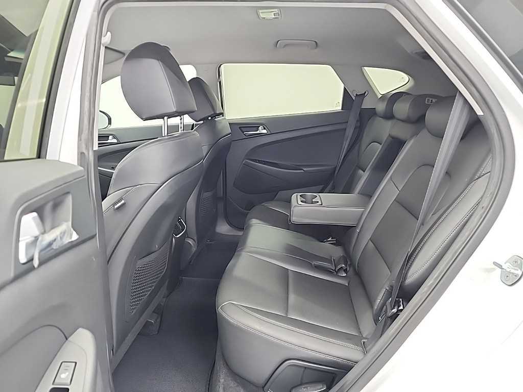 HYUNDAI Tucson - Vista 12