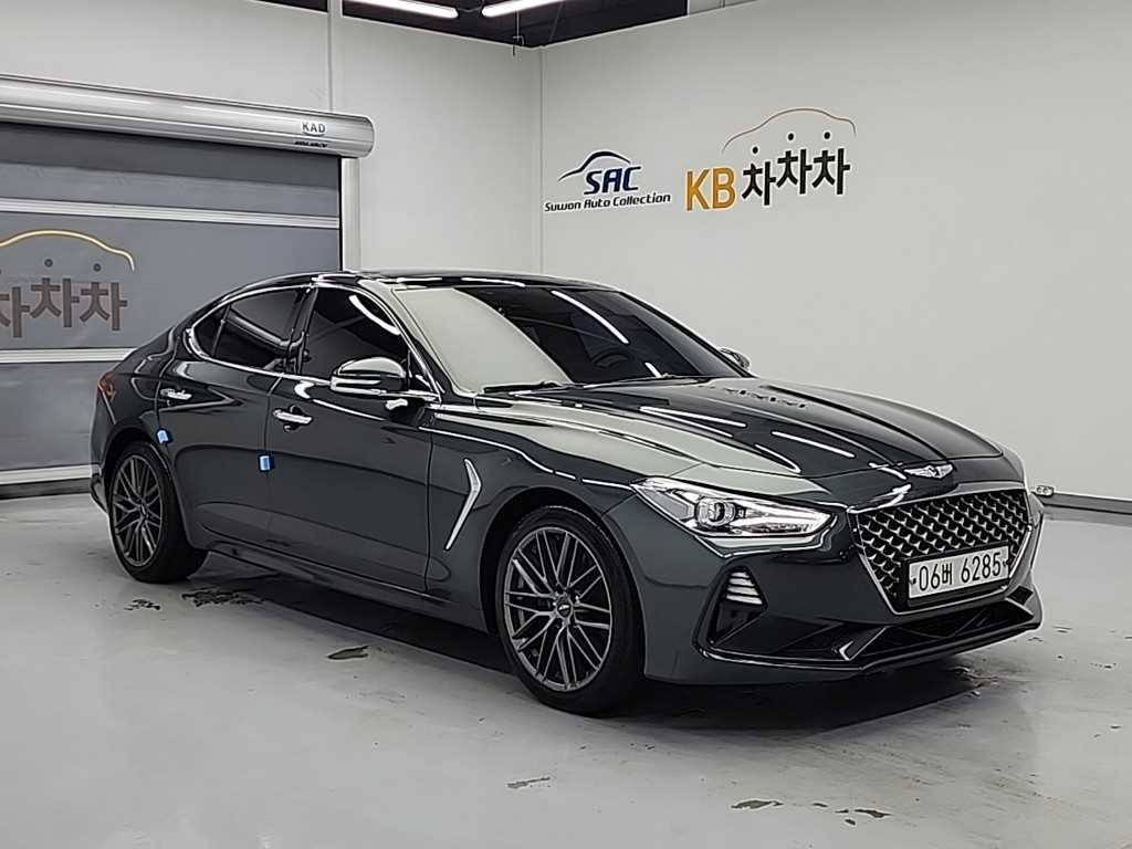 Genesis G70 - Vista 4