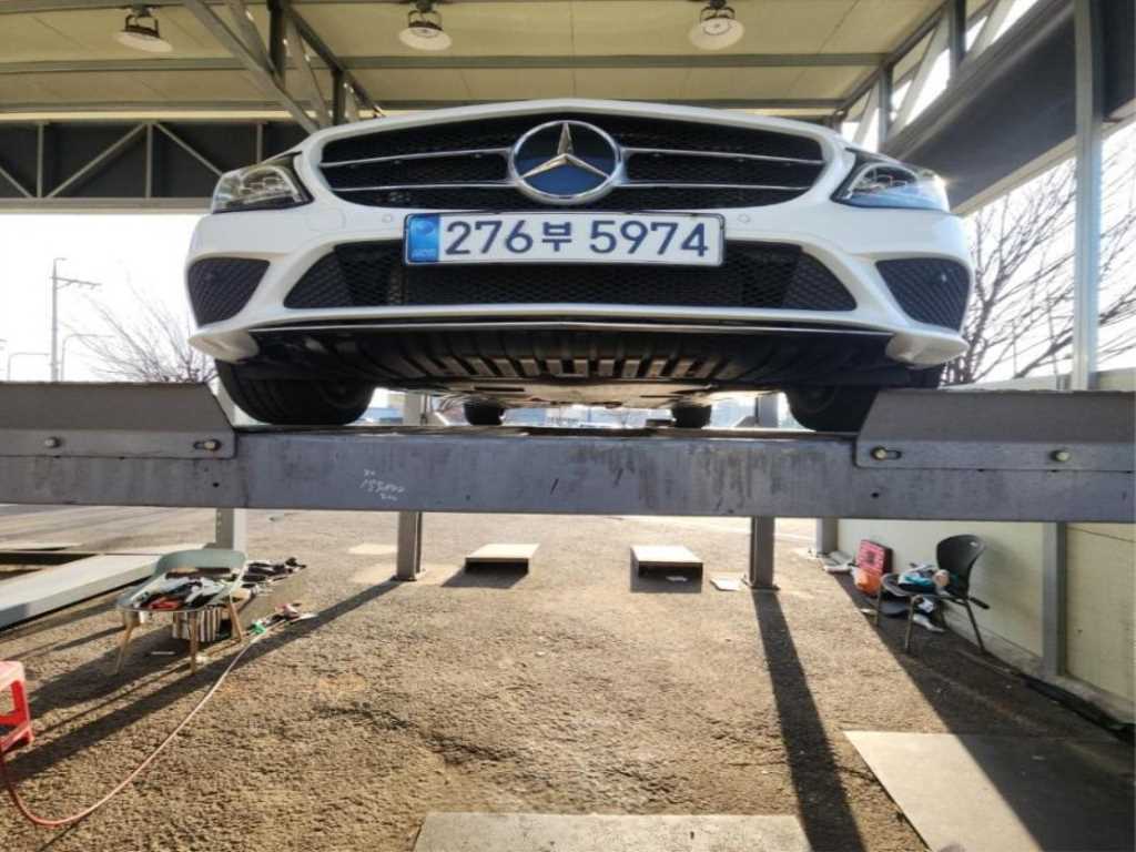 Mercedes Benz C Class 2020 Blanco - Importación desde Corea - HF Imports Iquique - Foto 1