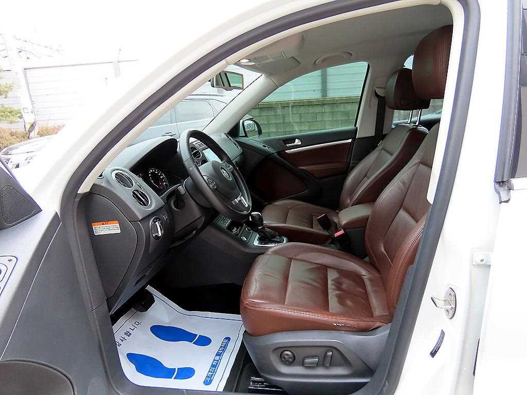 Volkswagen Tiguan - Vista 5
