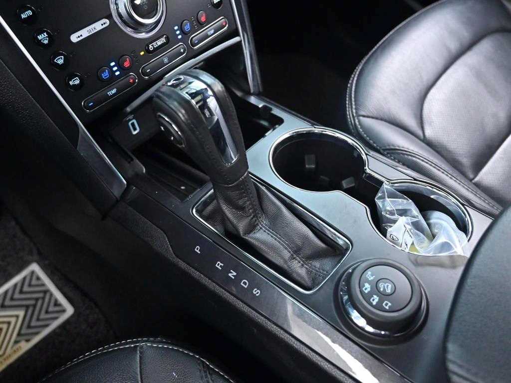 Ford Explorer - Vista 8