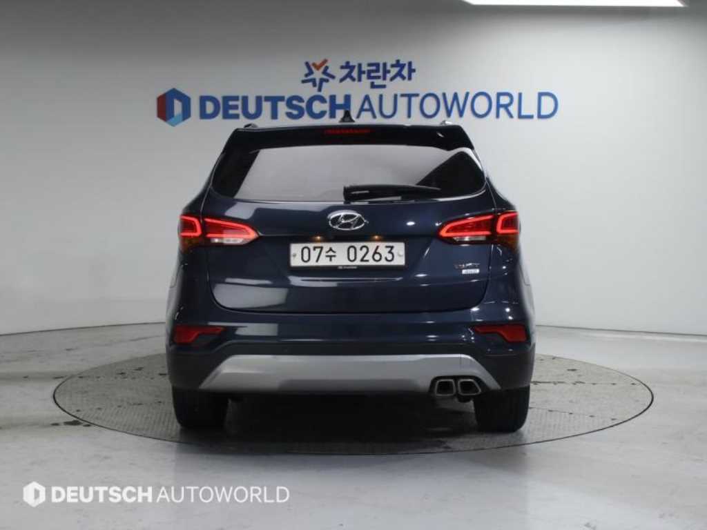 HYUNDAI Santa Fe - Vista 4