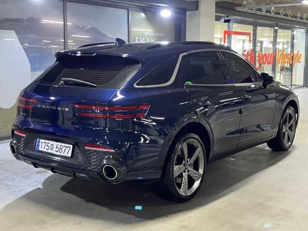 Genesis GV70 - Vista 4