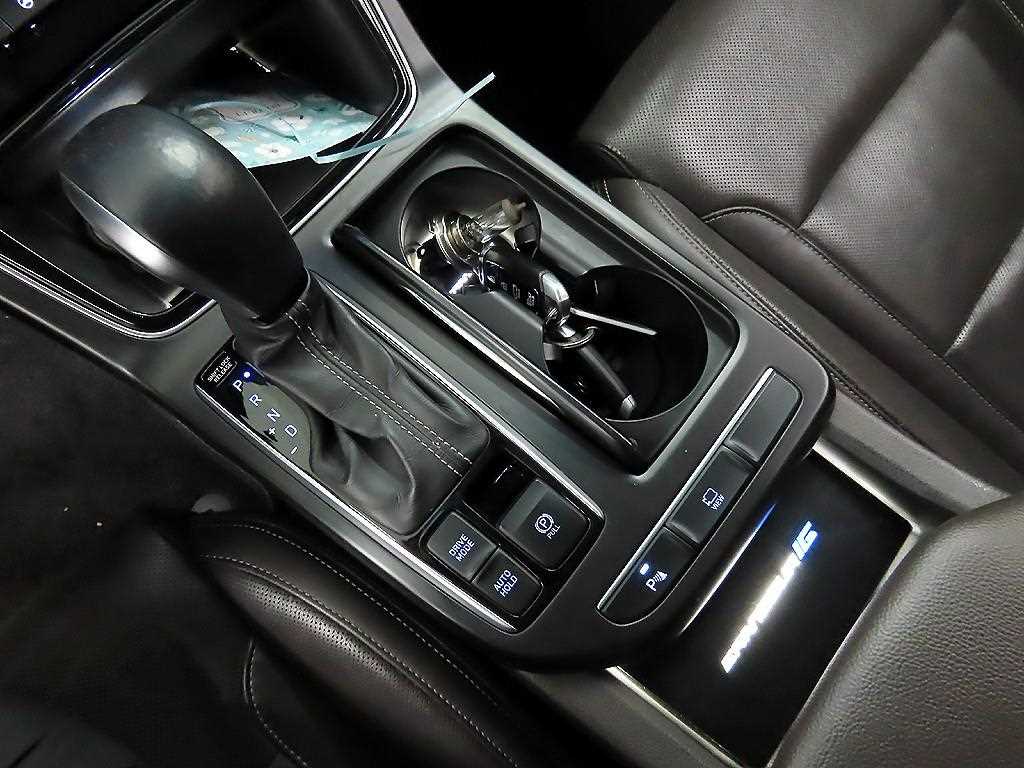 HYUNDAI Grandeur - Vista 10