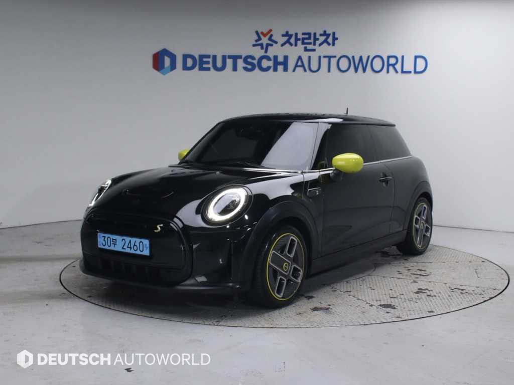 Mini Cooper Electric 2024 Negro - Importación desde Corea - HF Imports Iquique - Foto 1
