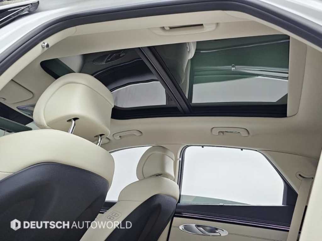 Genesis GV70 2024 Blanco - Importación desde Corea - HF Imports Iquique - Foto 13