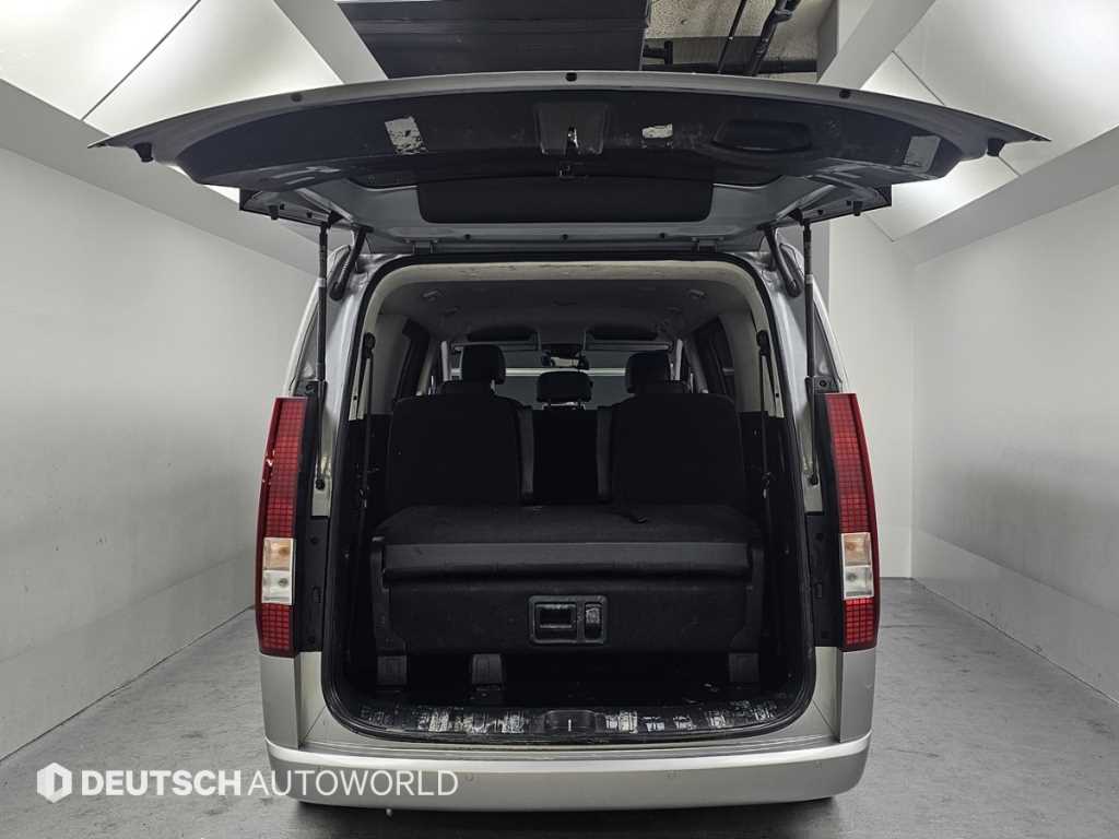 HYUNDAI Staria 2023 Gris - Importación desde Corea - HF Imports Iquique - Foto 20