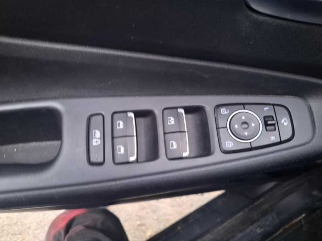 HYUNDAI Santa Fe - Vista 8