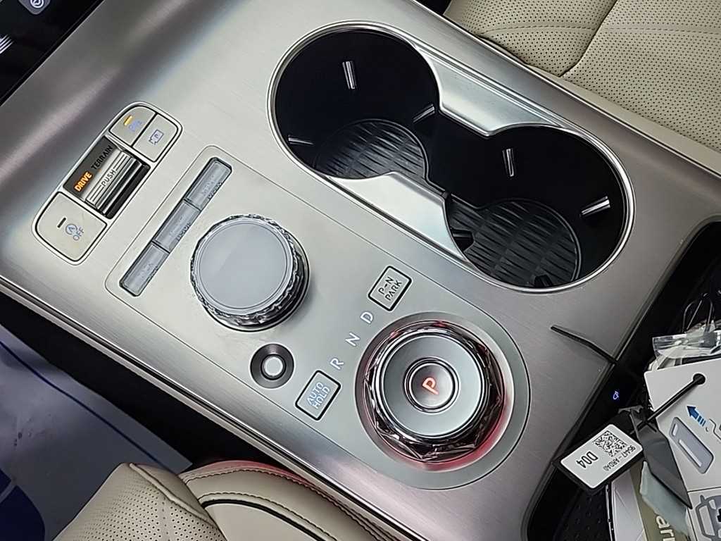 Genesis GV70 - Vista 9