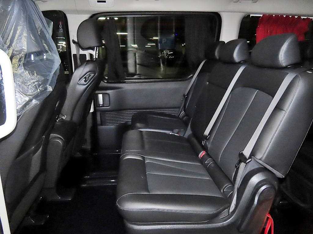 HYUNDAI Staria - Vista 7