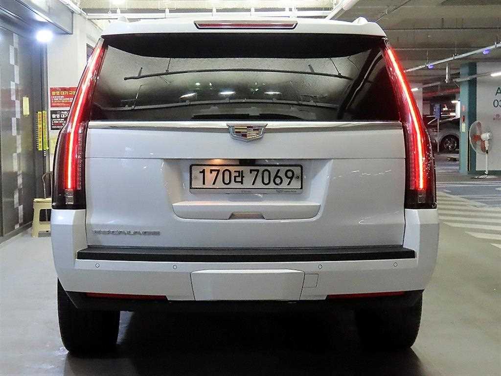 Cadillac Escalade - Vista 5