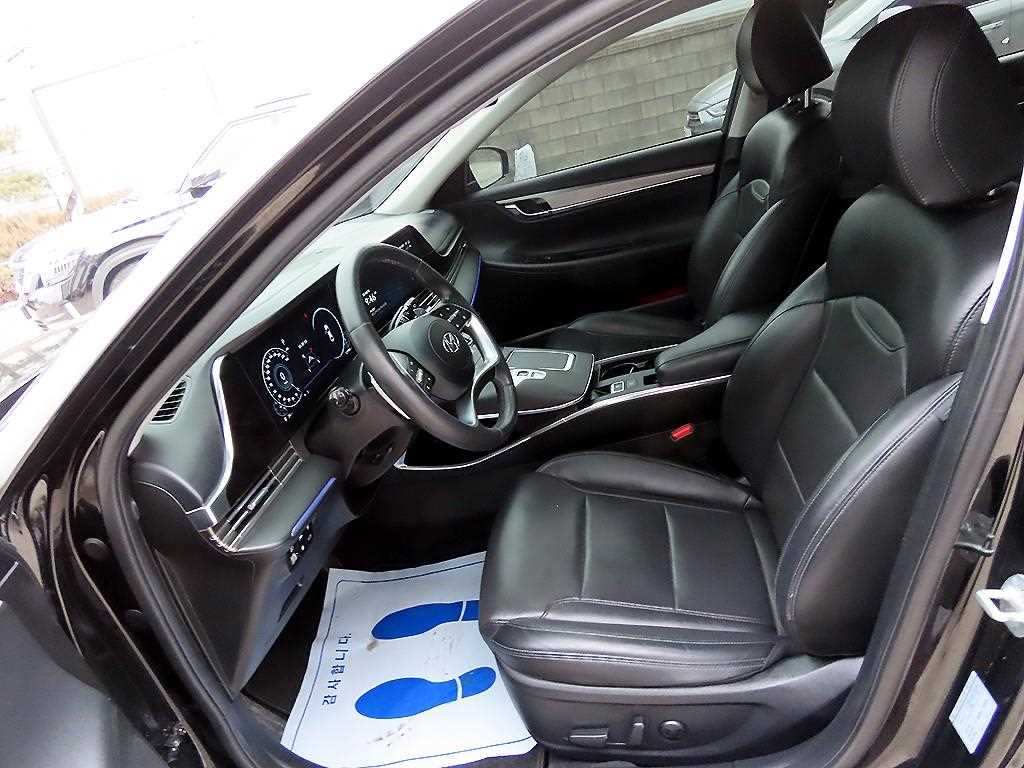 HYUNDAI Grandeur - Vista 5