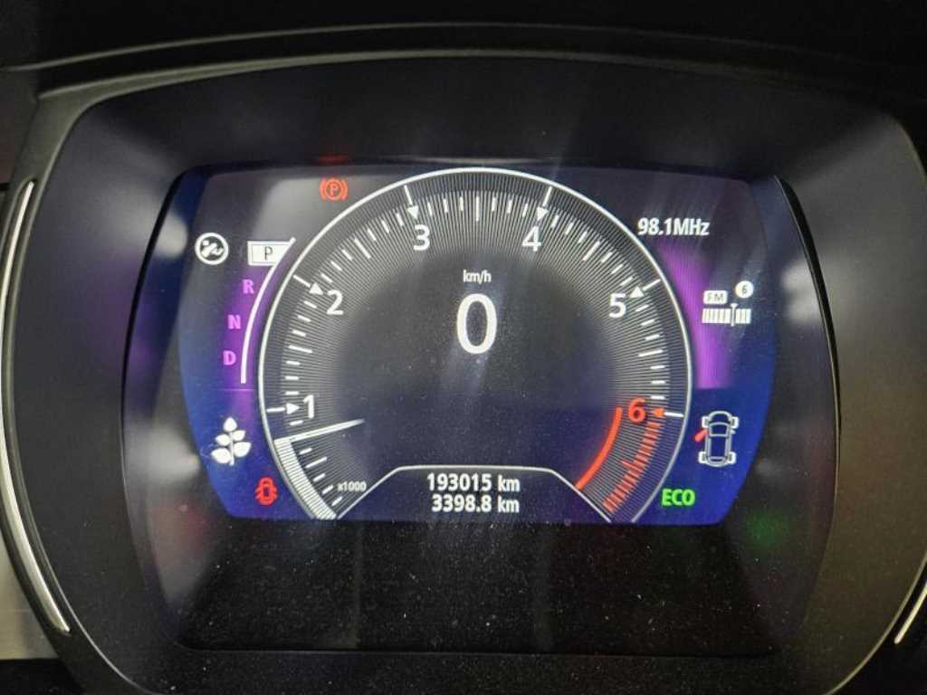 SAMSUNG QM6 - Vista 5