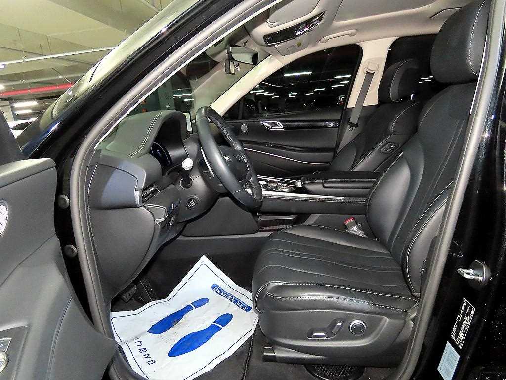 Genesis GV80 - Vista 6