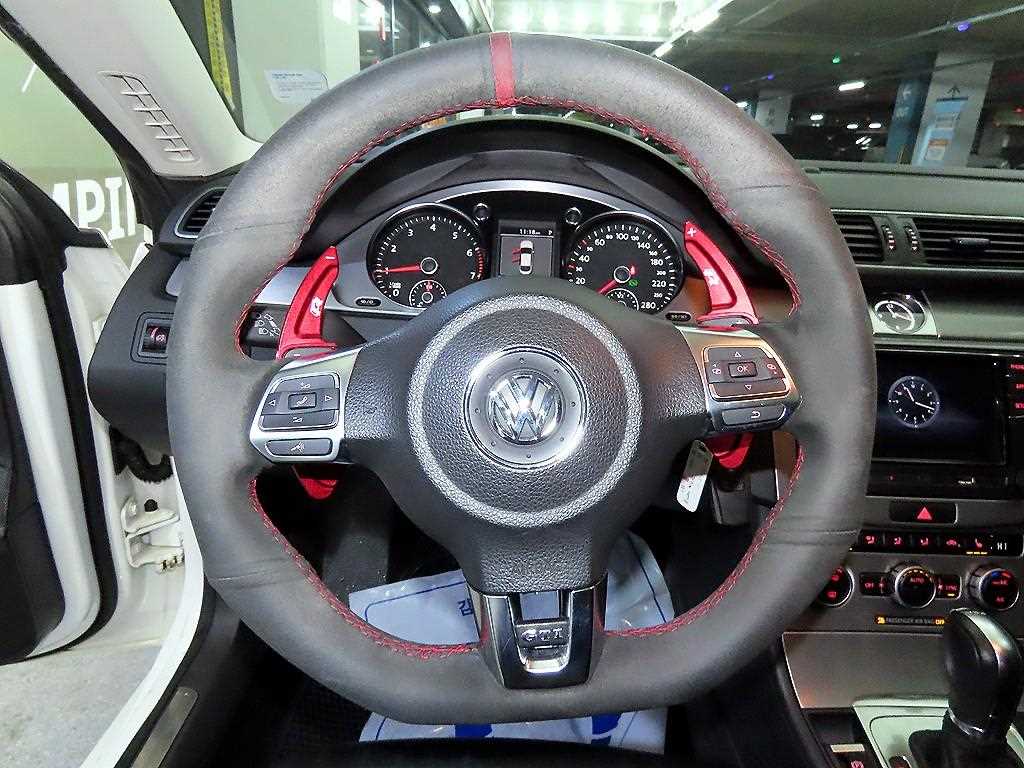 Volkswagen CC - Vista 8