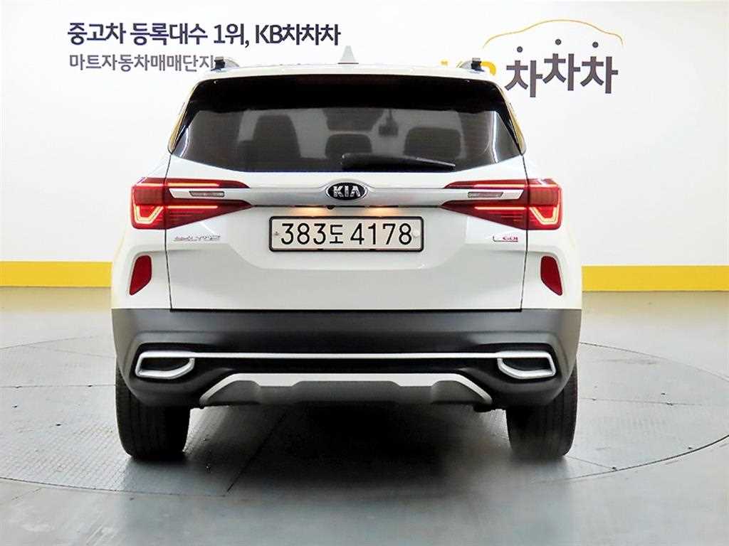 KIA Seltos - Vista 3