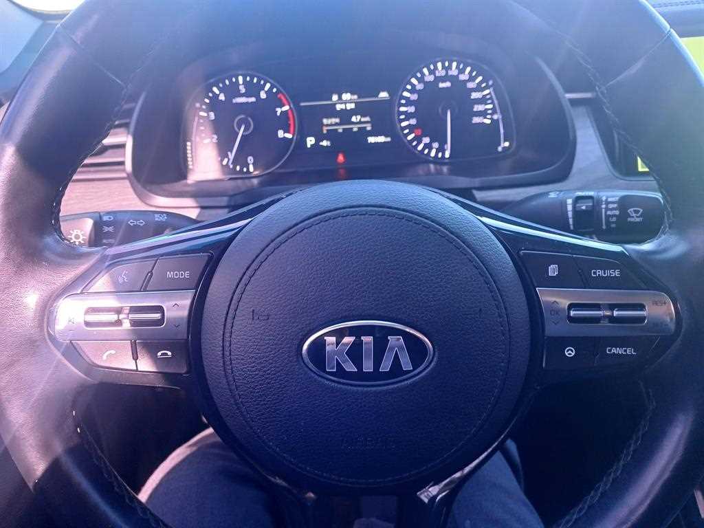 KIA K7 - Vista 11