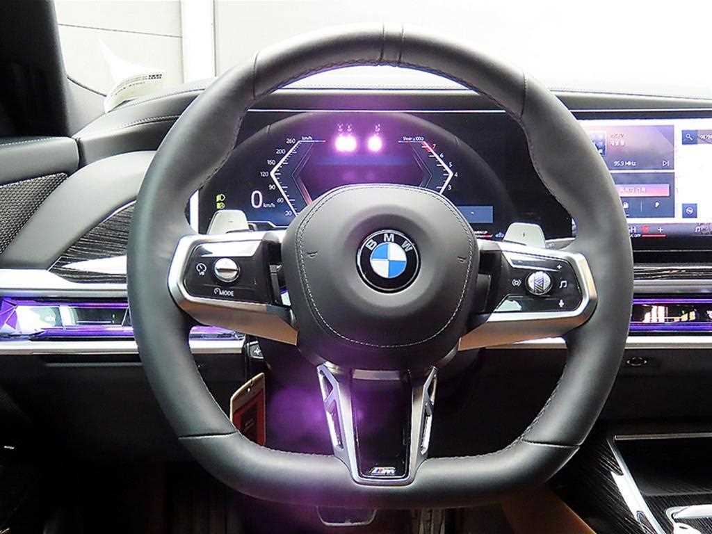 BMW 7 Series - Vista 9