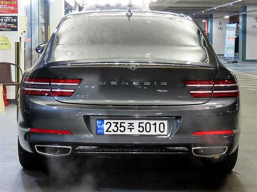 Genesis G80 - Vista 5