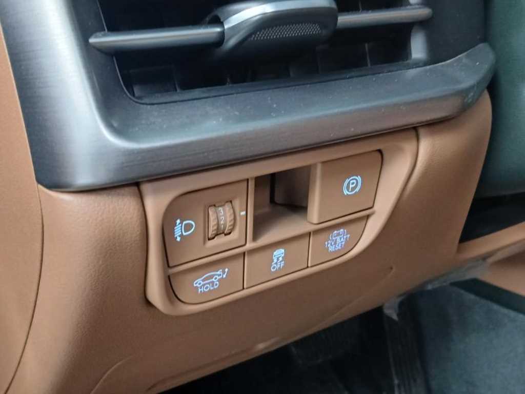 HYUNDAI Grandeur - Vista 12