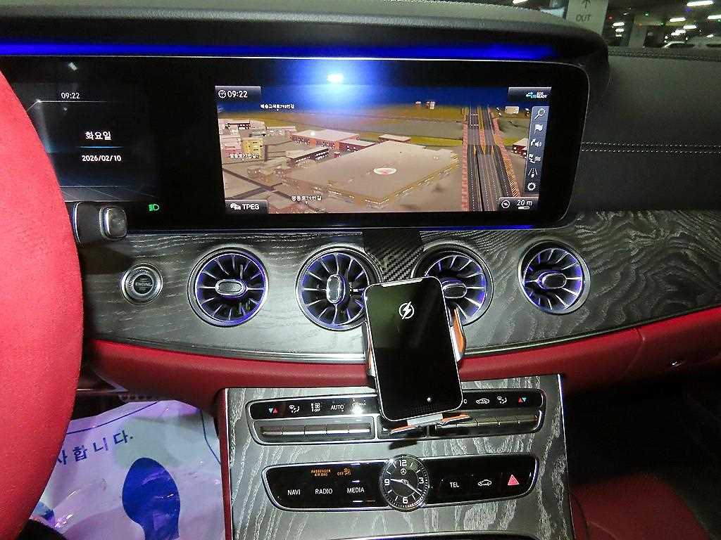 Mercedes Benz CLS Class - Vista 10